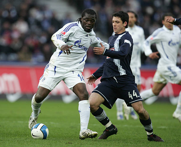 赛中用拼搏 赛中用拼搏