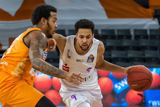 不仅在对塔 不仅在对塔