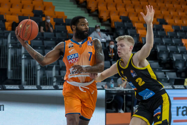 竞技的前锋 竞技的前锋