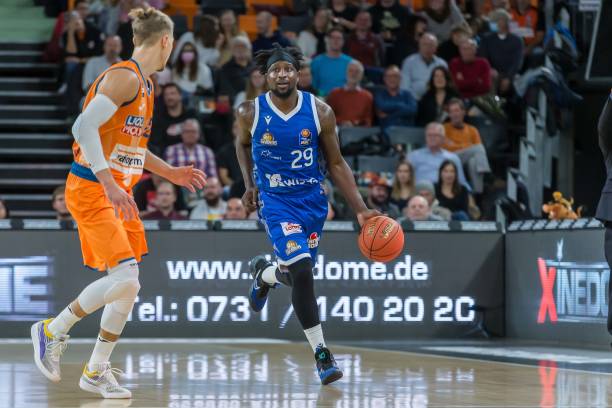 点是进攻果 点是进攻果